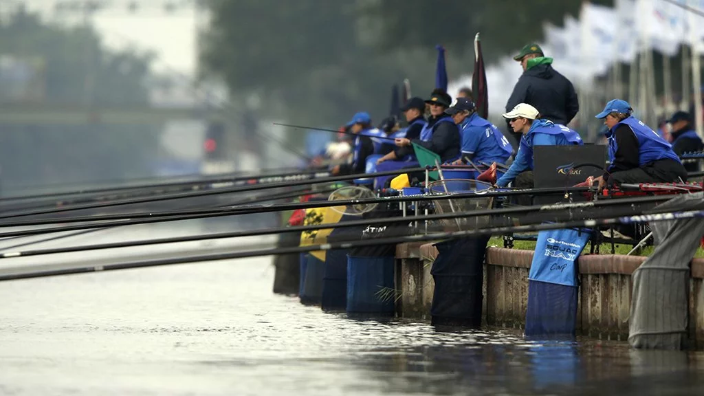 Forside 3 Forside -Rekvisita Salg 40